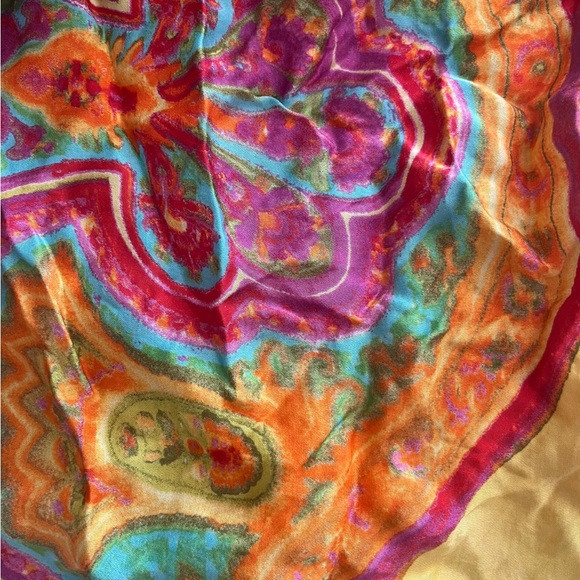 Zara printed wrap skirt, size EUR small. - Picture 2 of 4